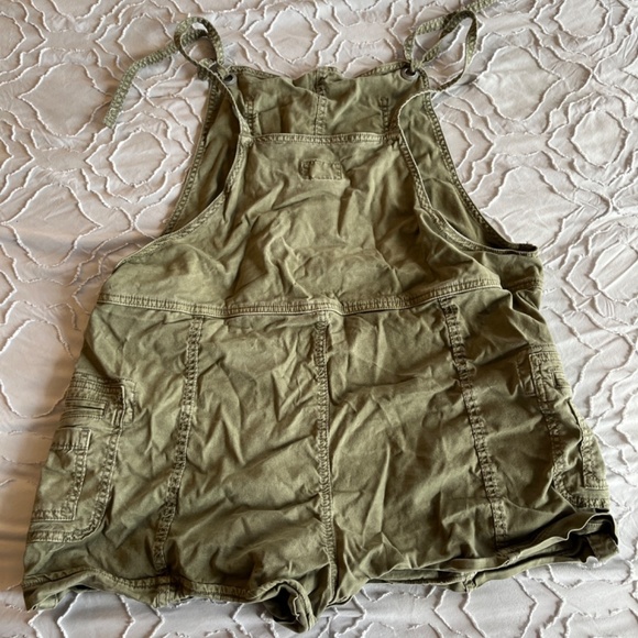 NWOT American Eagle Railroad Baggy Overall Shorts - Picture 7 of 7